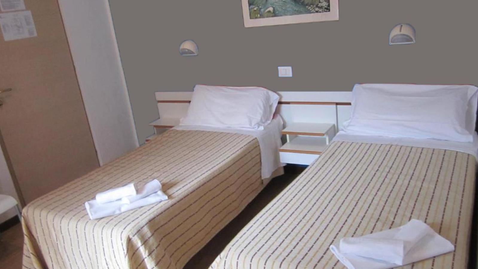 Hotel Eriale Rimini Eksteriør bilde