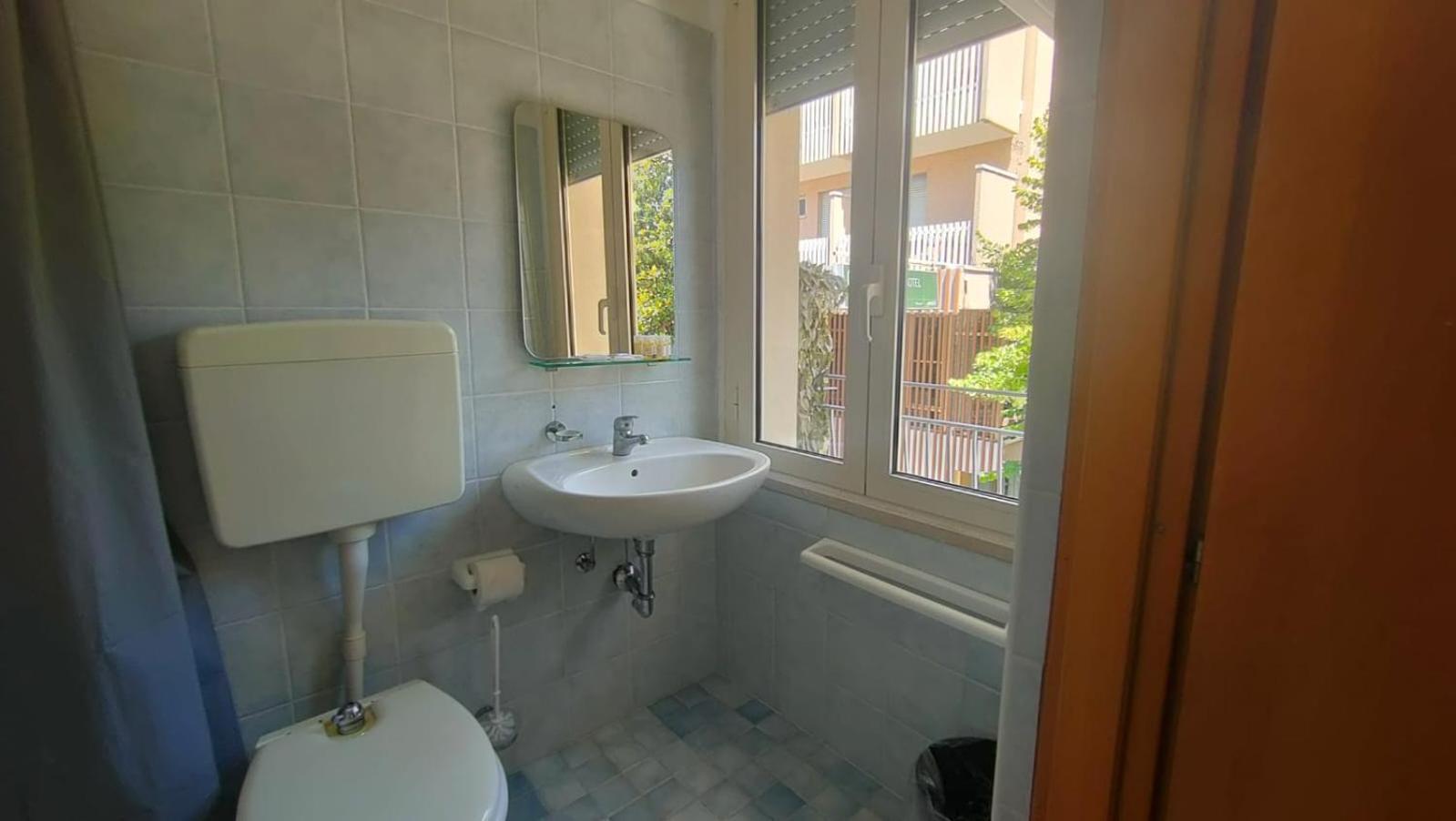 Hotel Eriale Rimini Eksteriør bilde