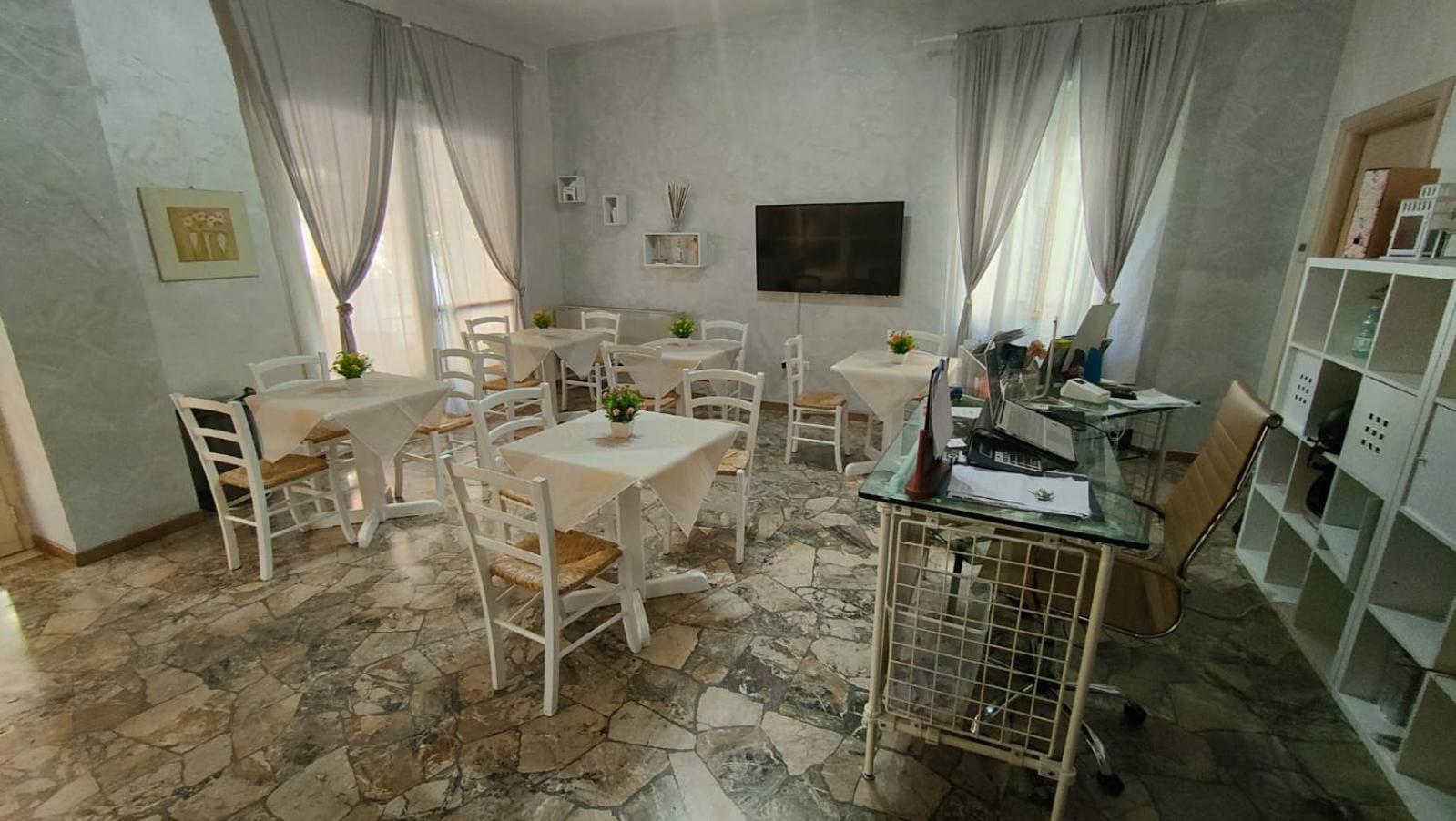 Hotel Eriale Rimini Eksteriør bilde