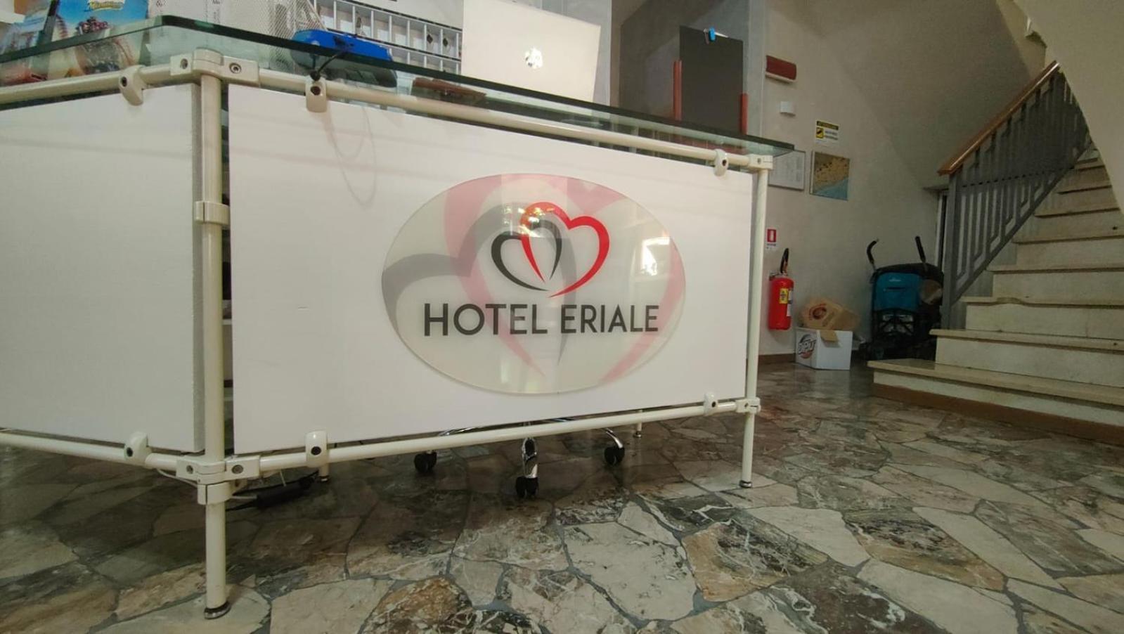 Hotel Eriale Rimini Eksteriør bilde
