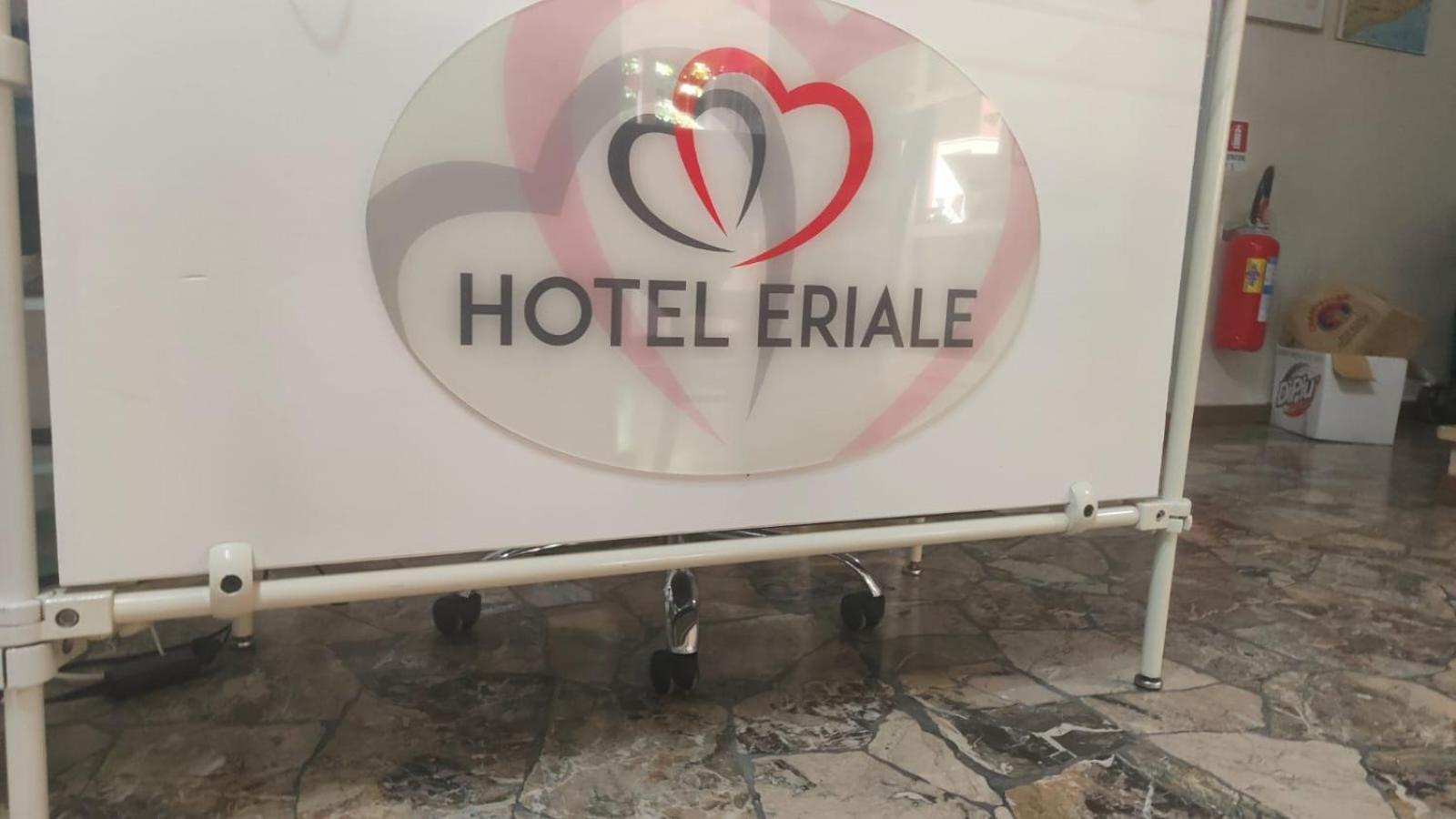 Hotel Eriale Rimini Eksteriør bilde