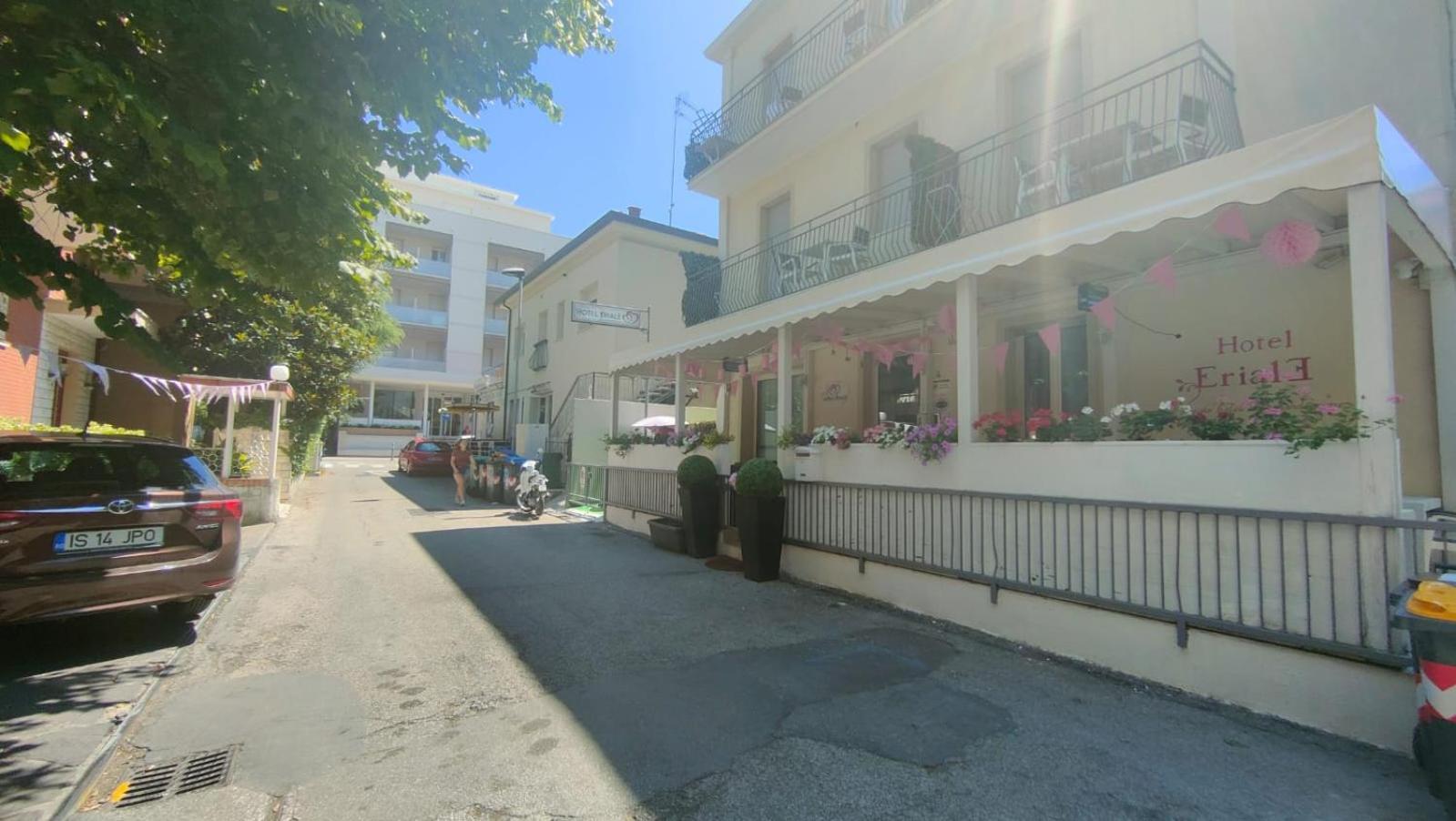 Hotel Eriale Rimini Eksteriør bilde