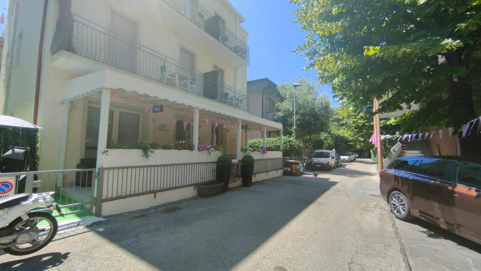 Hotel Eriale Rimini Eksteriør bilde