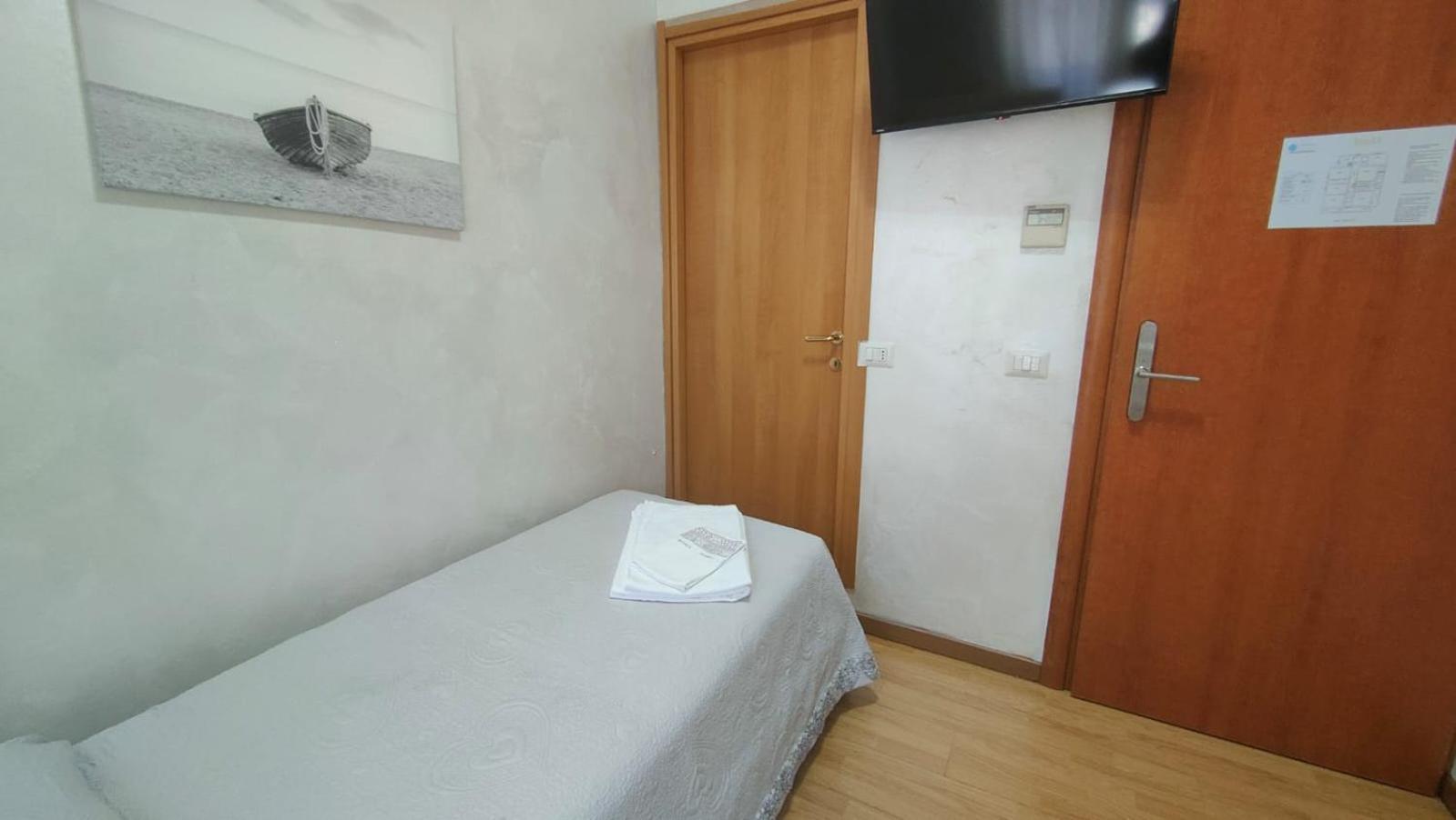 Hotel Eriale Rimini Eksteriør bilde