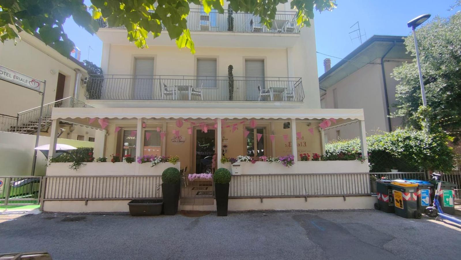 Hotel Eriale Rimini Eksteriør bilde